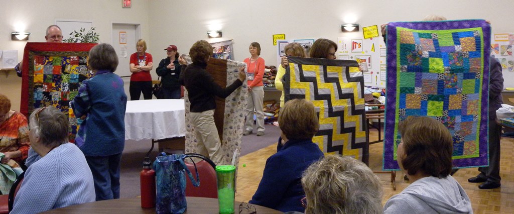 Community Quilts - Parade for Valley of the Moon